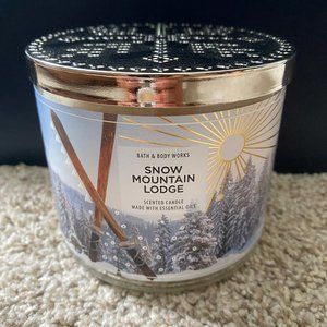 Snow Mountain Lodge Bath & Body Works Candle